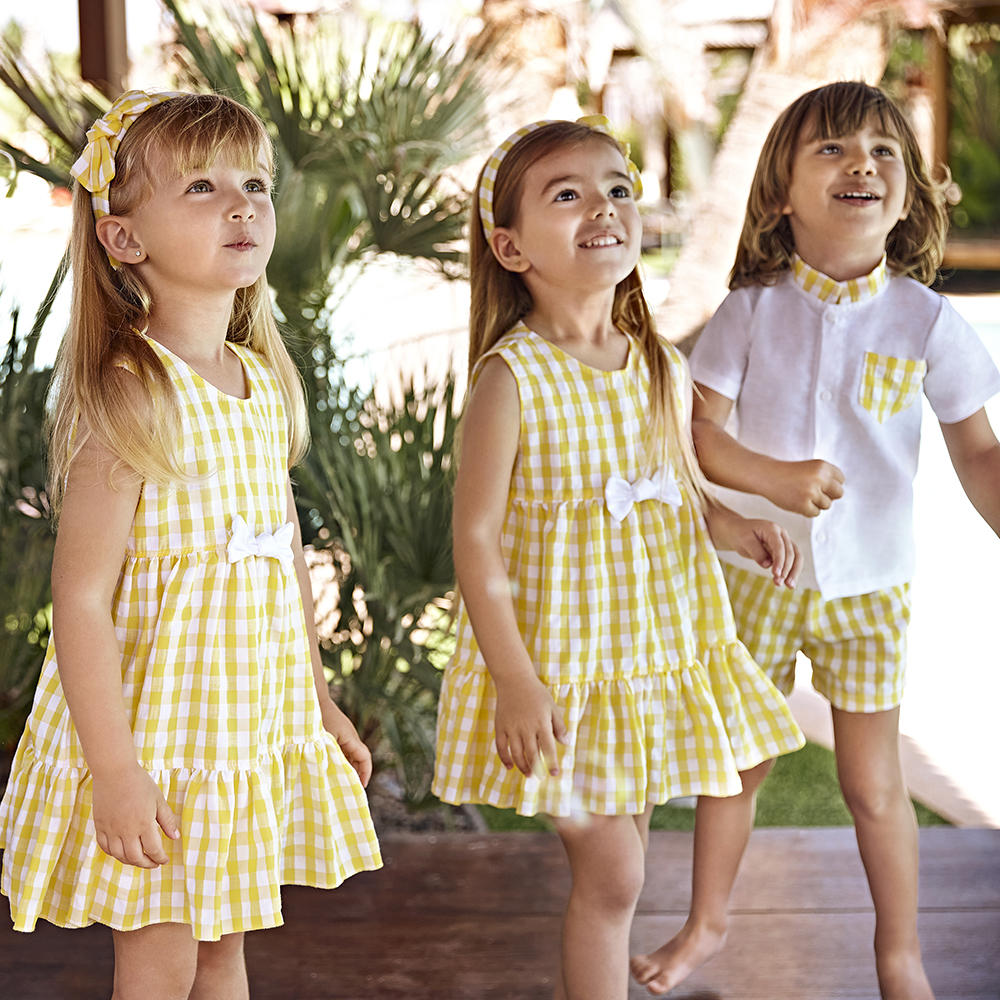 Colección Ropa Infantil Marina Vestidos Amarillo Cuadros y Conjunto Camisa