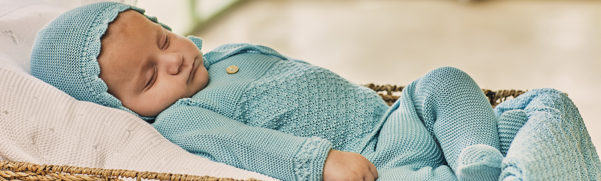 Vistiendo bebes Juliana Vistiendo bebes Juliana